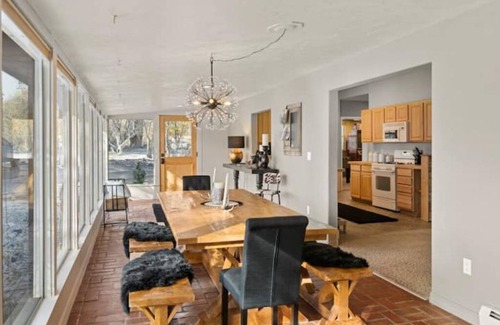 Glenwood Springs House | Cowboy Cottages - Cottage B