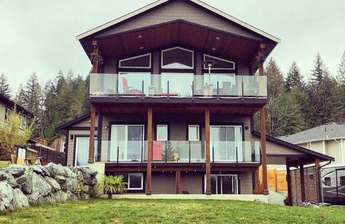 Lake Cowichan Apartment | Cowichan Calling