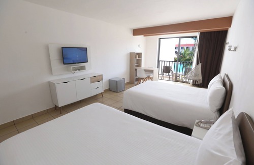 Colonos Cuzamil Hotel | Cozumel Hotel & Resort All Inclusive