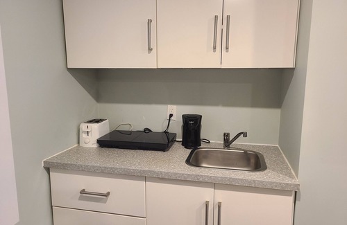 East Kildonan Apartment | Cozy 1 bedroom Apartment