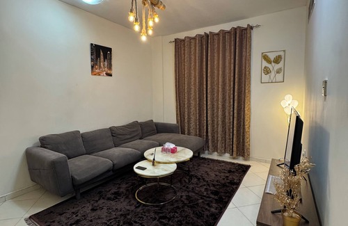 Al Sharq Apartment | Cozy 1-bedroom apartment in lovely Sharjah with WiFi, AC