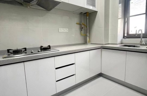 Weiyang Apartment | Cozy 1-bedroom apartment in fabulous Xi'an with WiFi, AC and beautiful Garden