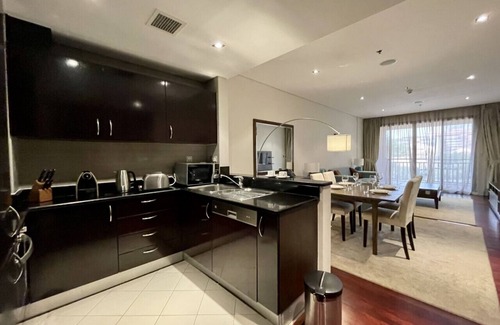 Madinat Zayed Apartment | Cozy 1BDR in Anantara Residences