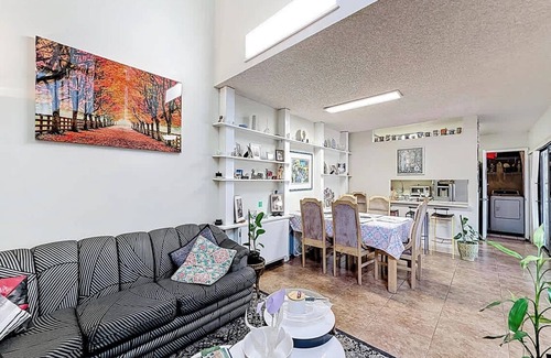 Fontainebleau House | Cozy 1BR Shared Home | Pool, Tennis & Lake Access