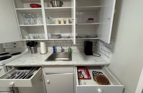 Wolfville Apartment | Cozy 2-Bed Apartment in Town