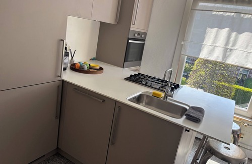 Voorburg Apartment | Cozy 2-bedroom apartment in charming Voorburg, close to The Hague and the beach.