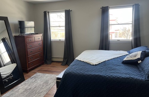 Tarrytown Apartment | Cozy 2-bedroom apartment with WiFi, AC in charming Tarrytown