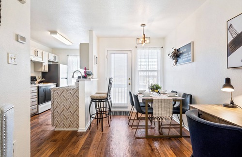Killeen Apartment | Cozy 2-bedroom apartment in charming Killeen with WiFi, AC