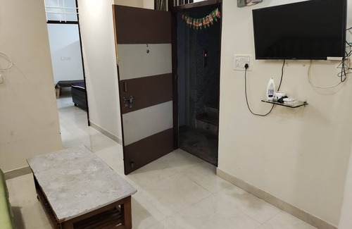 Adarsh Nagar Apartment | COZY 2BHK Home On VRBO