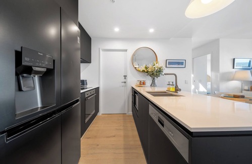 Reid Apartment | cozy 2BR with free parking & wifi