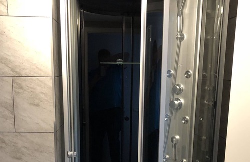 Heiligenrode Apartment | Cozy apartment in a prime location! Discover Kassel and the surrounding area