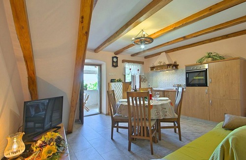 Sovinjska Brda Apartment | Cozy apartment in Buzet