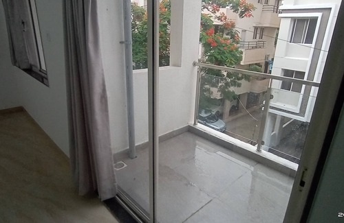 Kharadi Apartment | Cozy apartment in charming Kharadi Pune with AC, WiFi