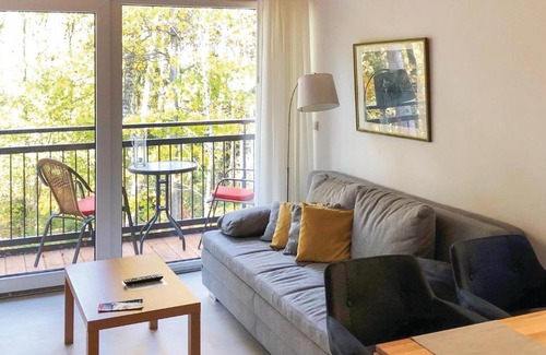 Crinitzberg Apartment | Cozy Apartment In Crinitzbergbärenwald