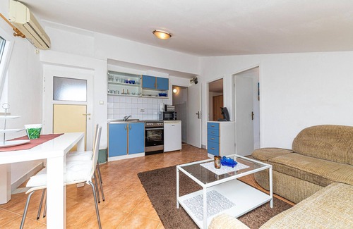 Labin Apartment | Cozy apartment in Labin with WiFi