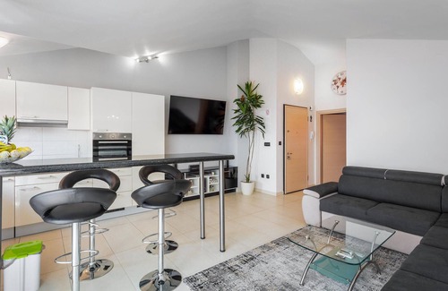 Municipality of Omisalj Apartment | Cozy apartment in Omisalj with kitchen