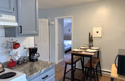 Glenolden Apartment | Cozy Apartment in Suburbs - Perfect Long Term Stay