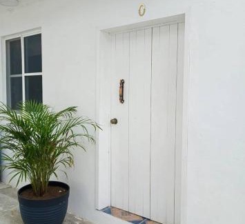 Colonia Centro Apartment | Cozy apartment king bed ac downtown