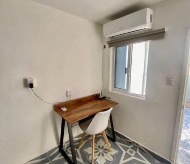 Colonia Centro Apartment | Cozy apartment king bed ac downtown
