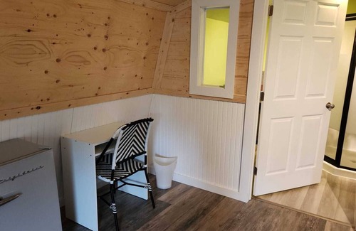 Boylston Apartment | cozy apartment near the ocean