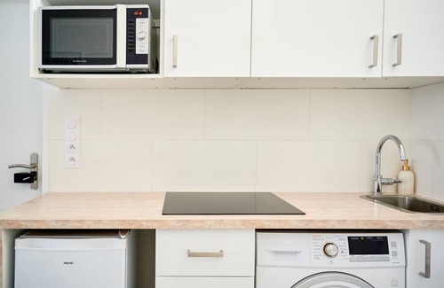 Creil Apartment | Cozy appartment at Creil city center, 6mins walk from Creil train station