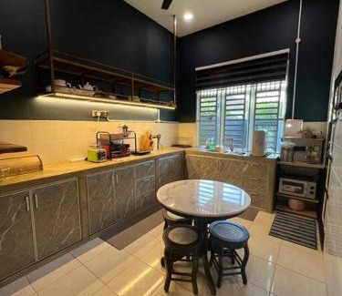 Cherating House | Cozy Beach Getaway