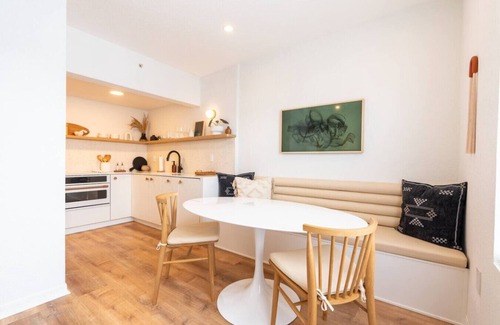 North Beach Apartment | Cozy Beachside Stay w/King Bed & Modern Comforts