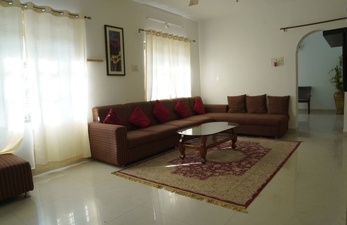 Mudigere Bed & Breakfast | Cozy bed & breakfast with WiFi, AC in amazing Chikkamagaluru