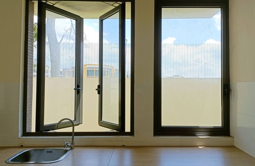 Kajang House | Cozy Bungalow with Bathtub - 5 min away from water theme park!