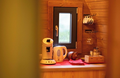 Sommerhausen Apartment | Cozy camping barrel