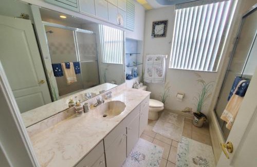 Palm Harbor House | Cozy Canal