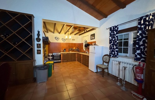 Alcobaca House | Cozy Casa Vimeiro Retreat