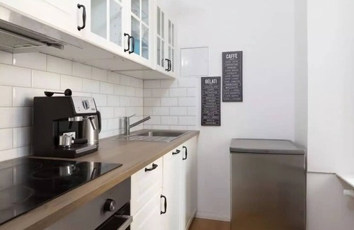 Gesundbrunnen Apartment | Cozy, Clean and ecofriendly entire apartment in Centre of Berlin-Pet friendly