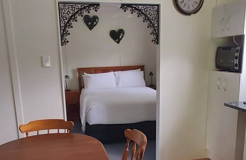 Mangapai Cottage | Cozy Cottage on a lifestyle farm