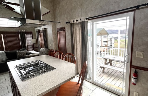 Tazewell Cottage | Cozy Cottage on Norris Lake