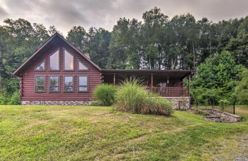 Pine Grove House | Cozy Family-Friendly Pine Grove Cabin with Fire Pit!