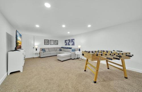 Coeur d'Alene House | Cozy Family Home- Modern, Spacious, Fully Stocked