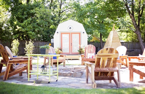 Mena House | Cozy Farm House located on historic turn-of-the century property.