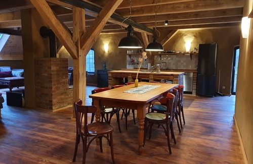 Krebsow Apartment | Cozy fieldstone barn for family reunions - Barn 27 in Krebsow