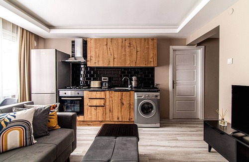 Gumussuyu Mahallesi Apartment | Cozy Flat 2 min to Taksim Square near Metro