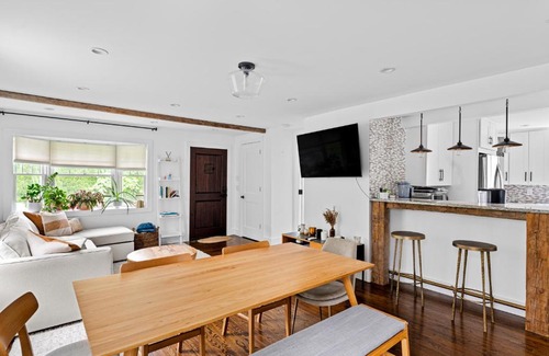 Greenport West House | Cozy Greenport Cottage