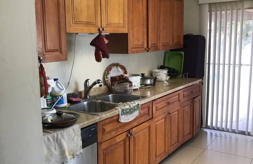 Tamarac House | Cozy Guest House Florida Tamarac
