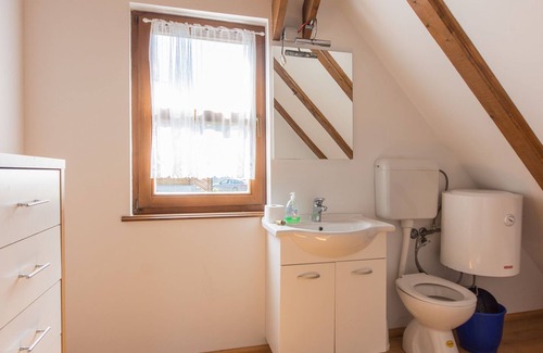 Brod Moravice House | Cozy Holiday Home in Kvarner with Outdoor Jacuzzi