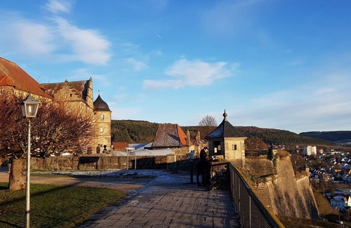 Weissenbrunn House | Cozy Holiday Home in Sachspfeife with Sun Terrace