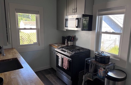 Northeast South Bend House | Cozy Home, 25 minute walk to the stadium