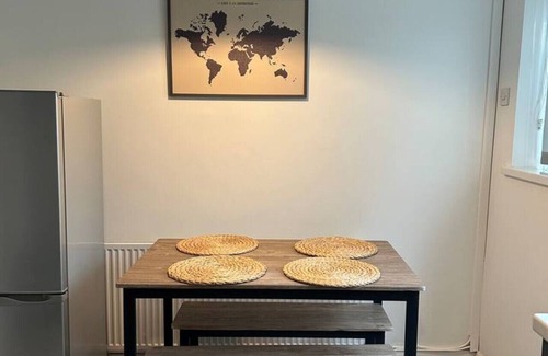 Atlantic Wharf House | Cozy Home | Central | parking