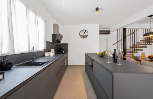 Sibenik House | Cozy home in Dubrava kod Sibenika