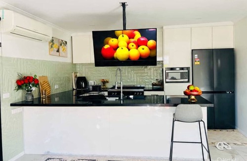 Hampton Park House | Cozy Home in Hampton Park