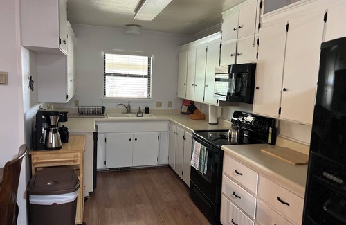 Ruidoso House | Cozy home in Mid-town Ruidoso. Enjoy the pool table and Hot tub.