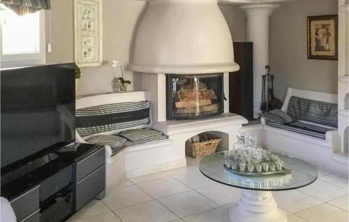 Puisserguier House | Cozy Home In Puisserguier